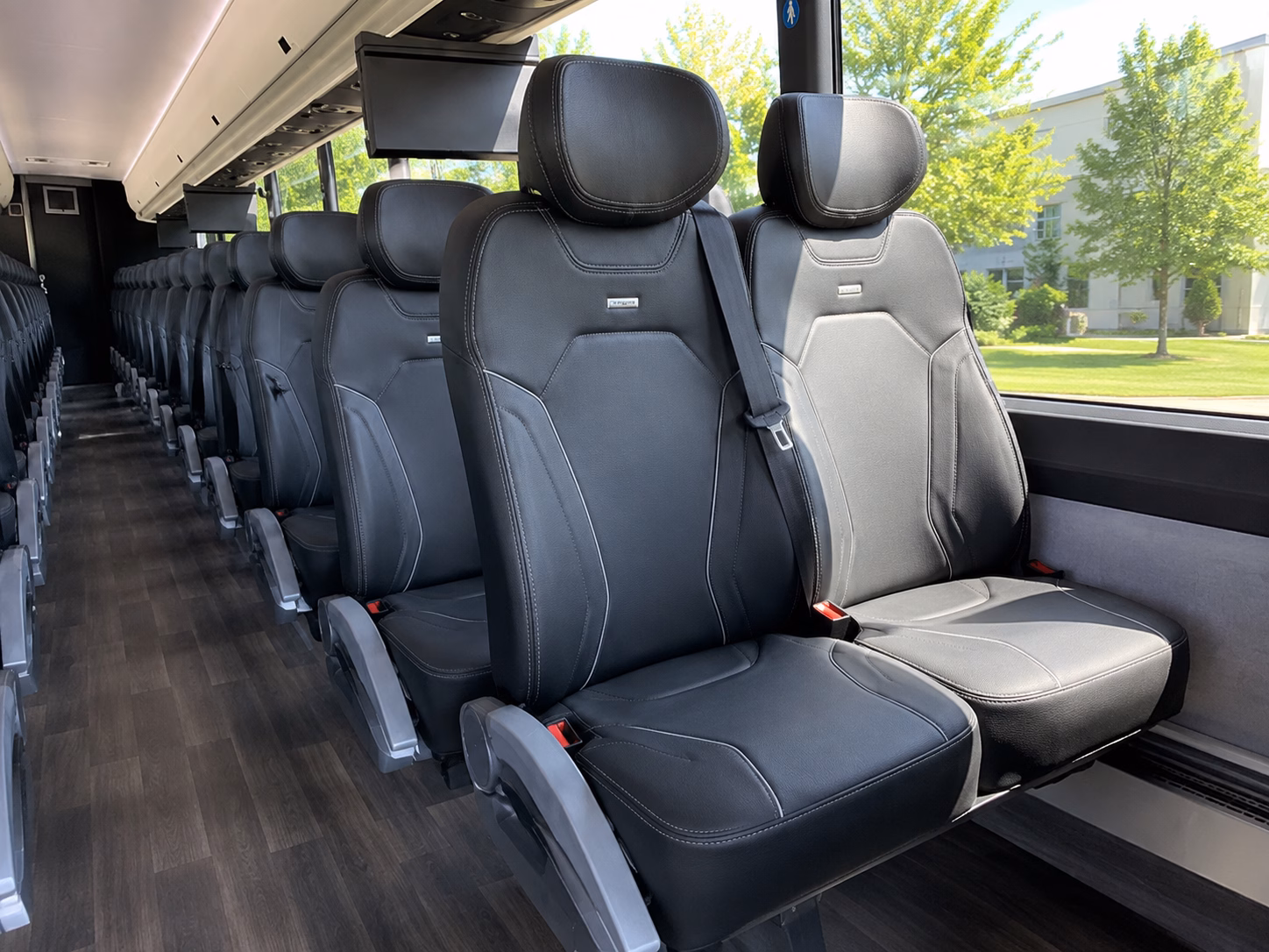 charter buses to honda center concerts and shows in anaheim