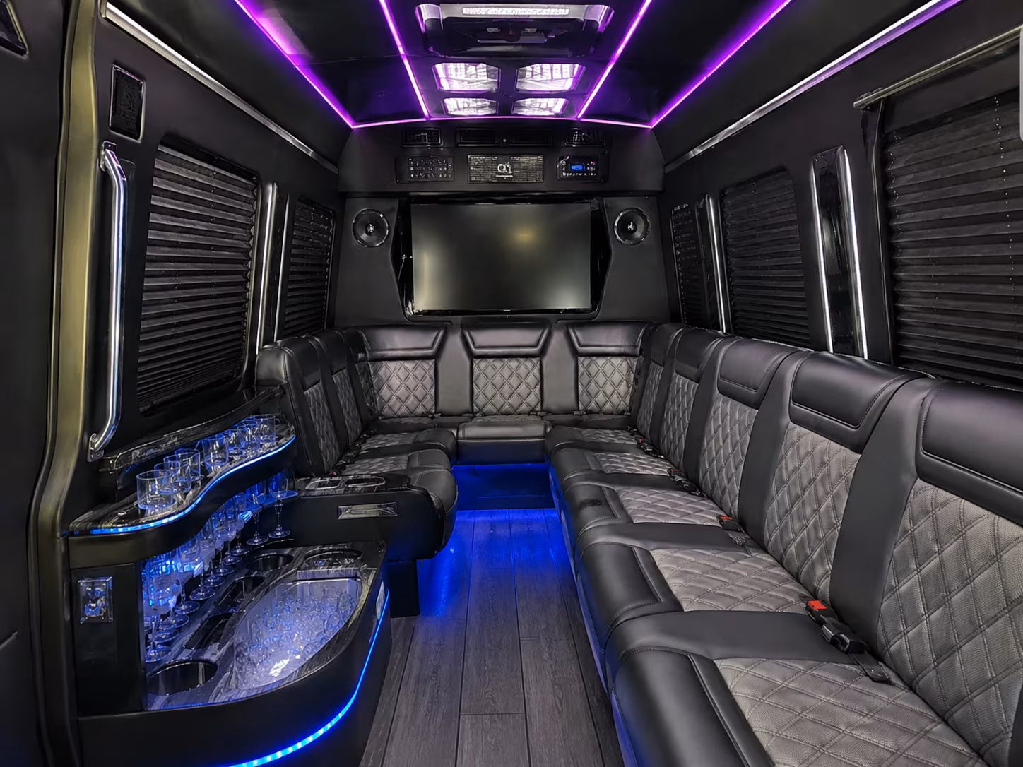 prom bus rentals to knott s berry farm hotel and buena park venues
